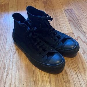 Hi top Converse